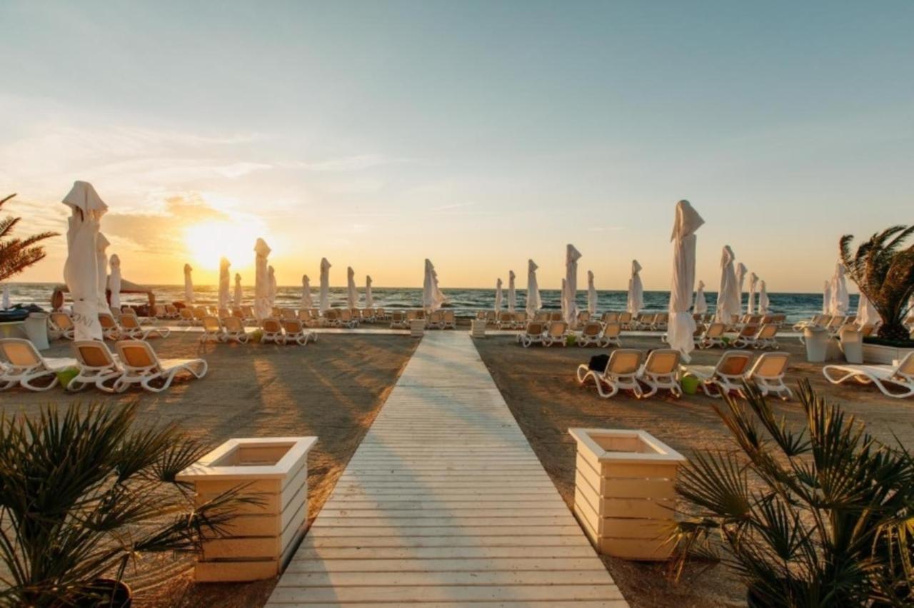 Caesar'S Studio Mamaia-Nord エクステリア 写真
